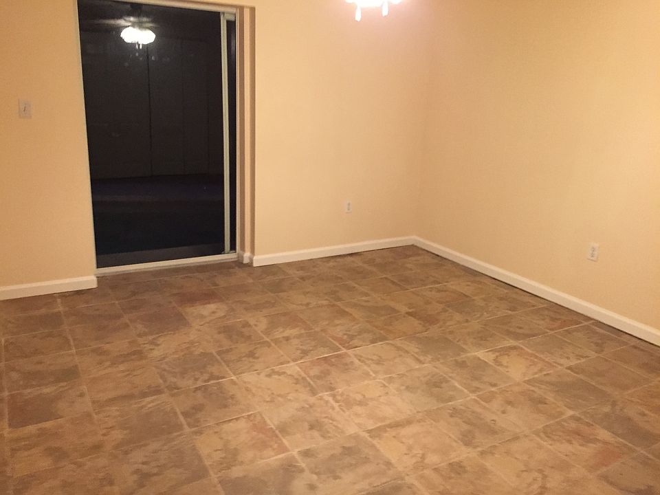 1st image of 6609 Glades Way