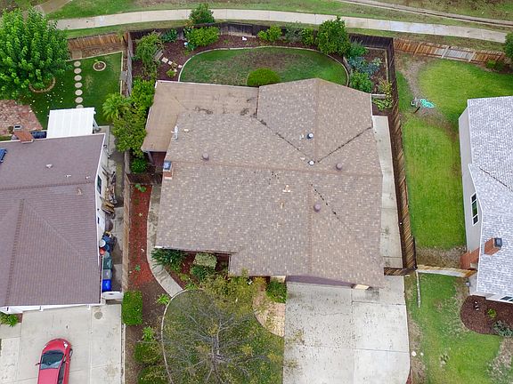 2nd image of 556 Woods Dr