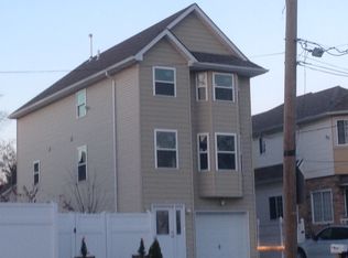 511 Academy Ave, Staten Island, NY 10307