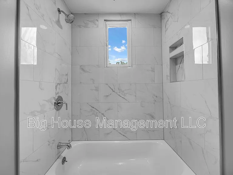 4806 Liberty Heights Ave #3 — Photo 17