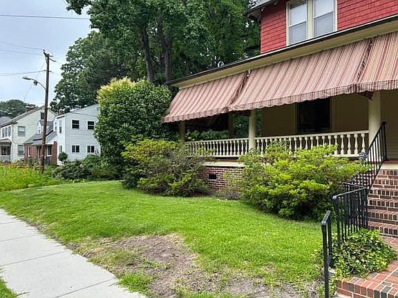 2nd image of 1030 Hanover Ave