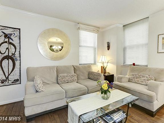 5th image of 3830 9th St N APT 209E