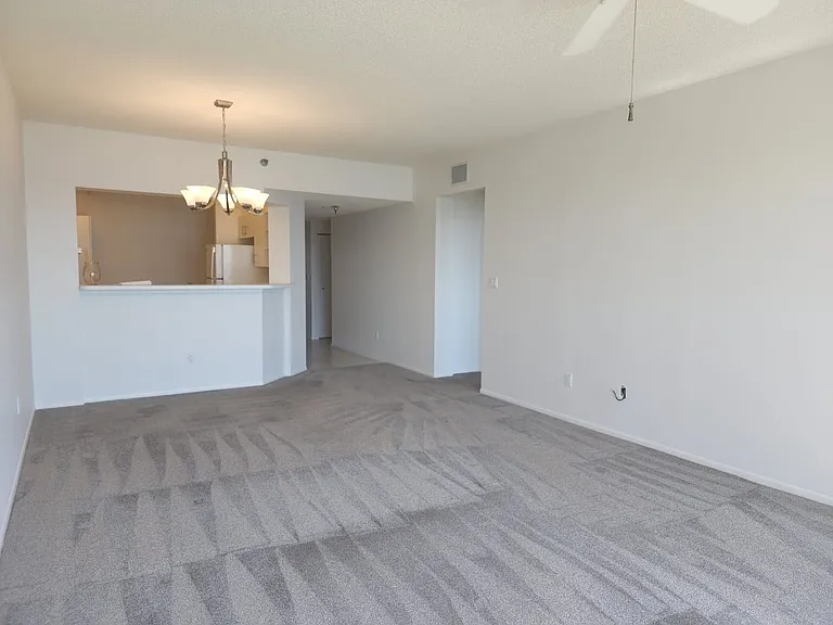 8040 Sailboat Key Blvd S #203 — Photo 7