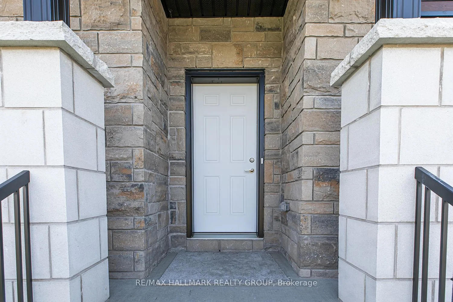 3 bed, $3,300 — Photo 2