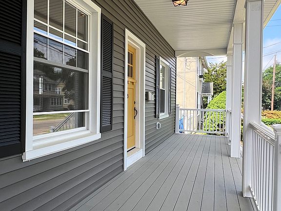 2nd image of 86 Ardmore St