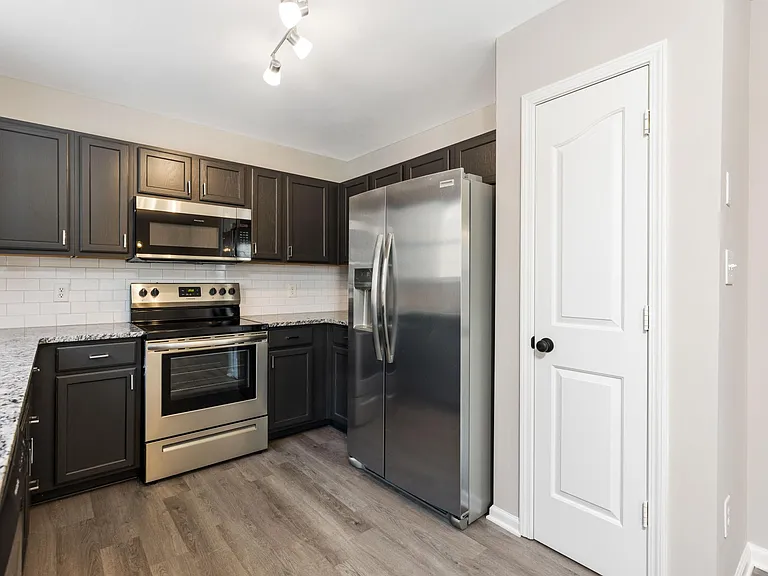 11943 Brownestone View Dr — Photo 10