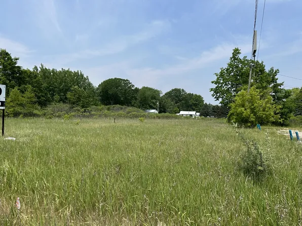 W Lake City Rd, Houghton Lake, MI 48629