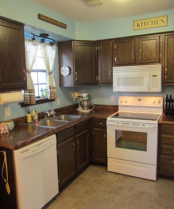 5th image of 7810 W Saint Martins Blvd