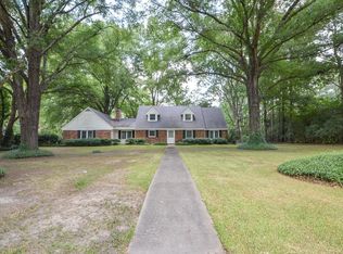 200 Colonial Cir, Starkville, MS 39759