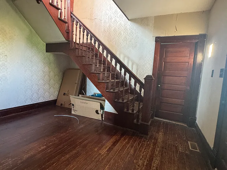 3958 Shakertown Rd — Photo 5