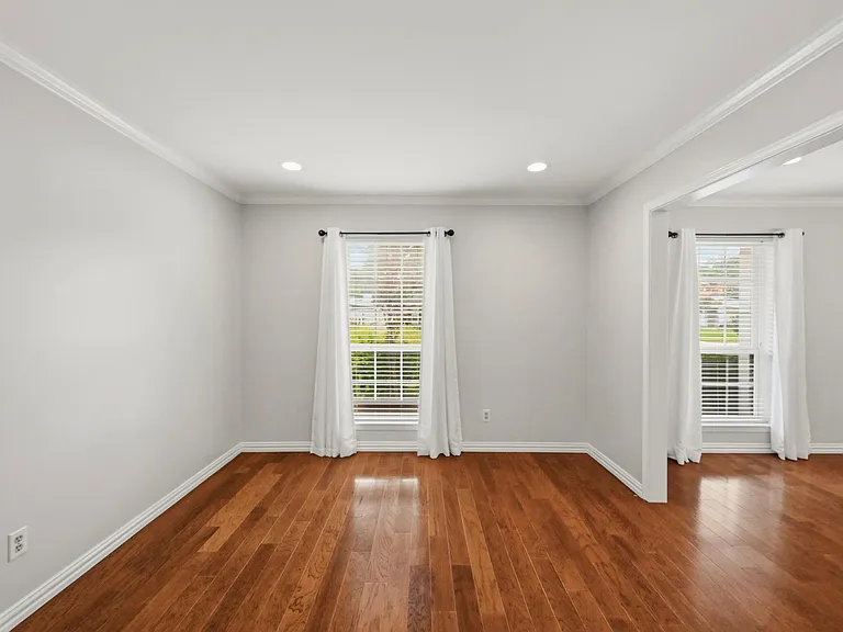 6131 Yarwell Dr — Photo 9