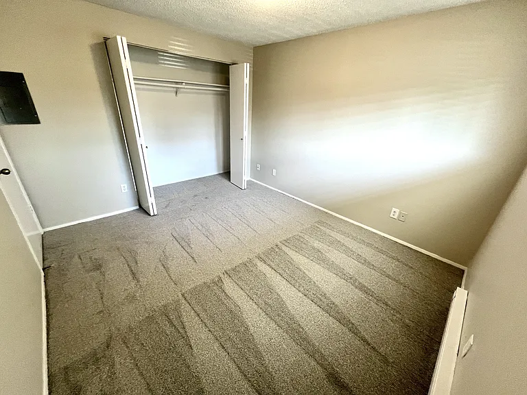 Bridgeporter Apartments — Photo 25