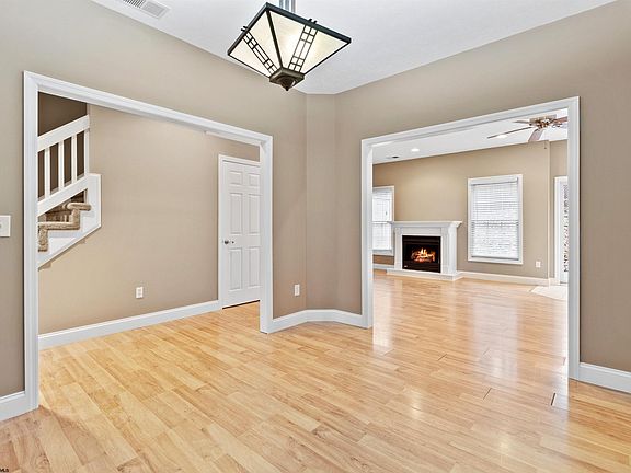 5th image of 7 Palmetto Dr