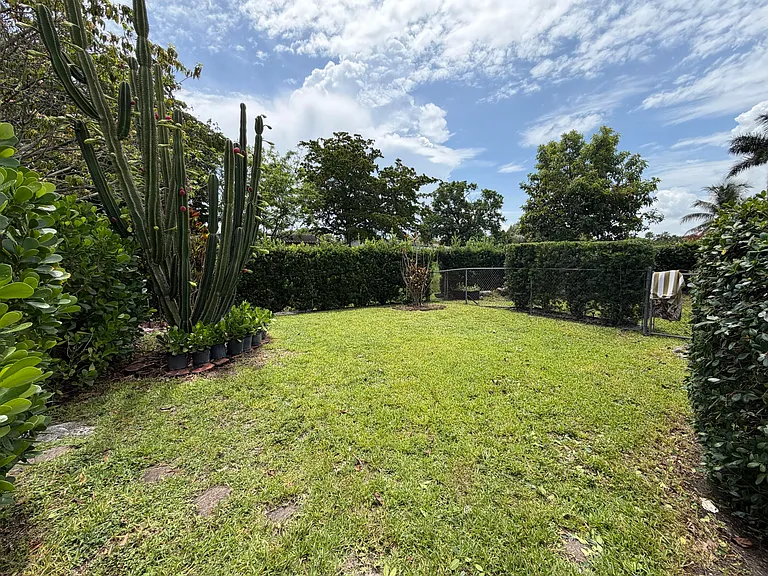 4019 Woodside Dr — Photo 19