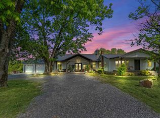 525 County Road 1240, Vinemont, AL 35179