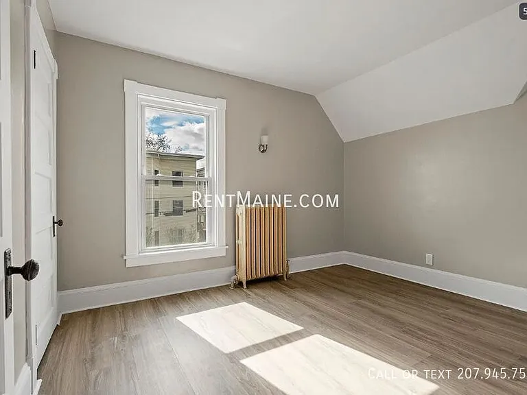38 Jefferson St #2 — Photo 14