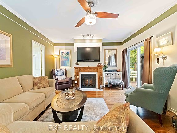 4th image of 16 Evelyn St