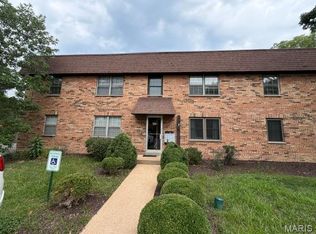 443 S Clay Ave APT C, Saint Louis, MO 63122
