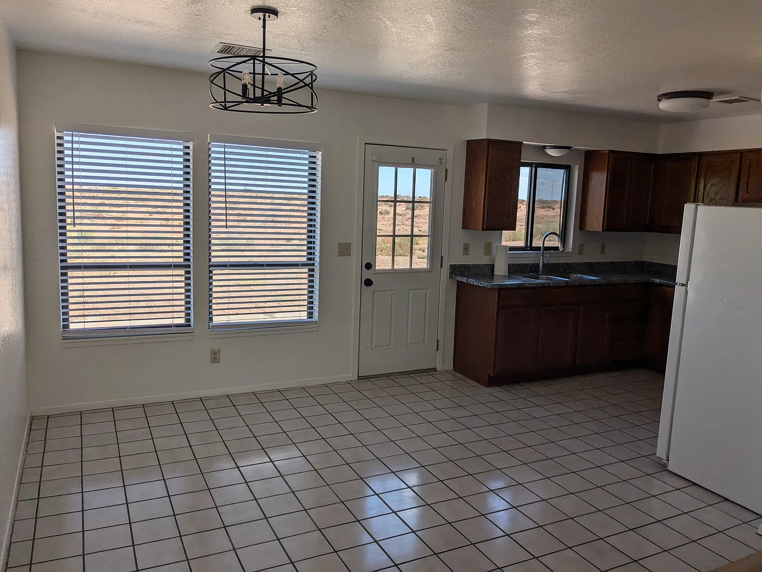 4 bed, 1603 sqft, $1,700 — Photo 4