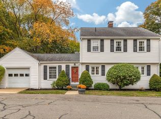 8 Leech St, Beverly, MA 01915
