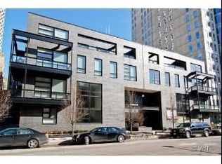 1019 N Dearborn St, Chicago, IL 60610