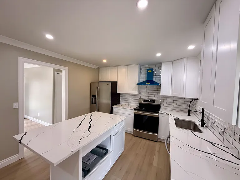 18144 N Oak Dr — Photo 11