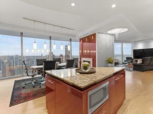 938 Nelson St #3704, Vancouver, BC V6Z3A7