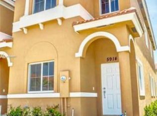 5914 Woodlands Blvd, Fort Lauderdale, FL 33319