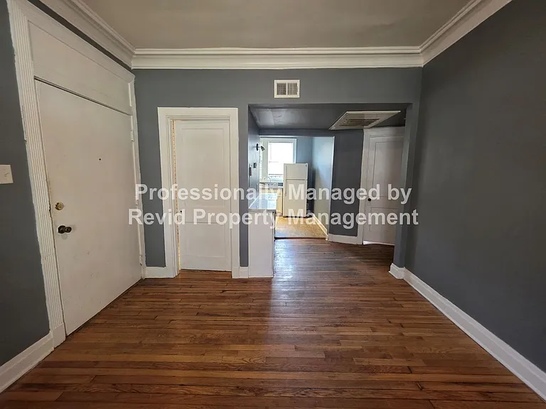 220 S. Cleveland St — Photo 70