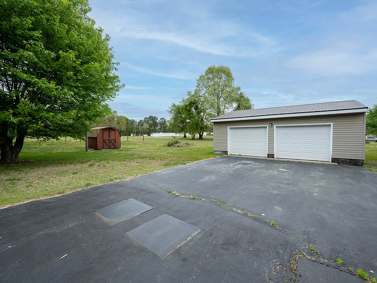 10359 Harrison Rd — Photo 29