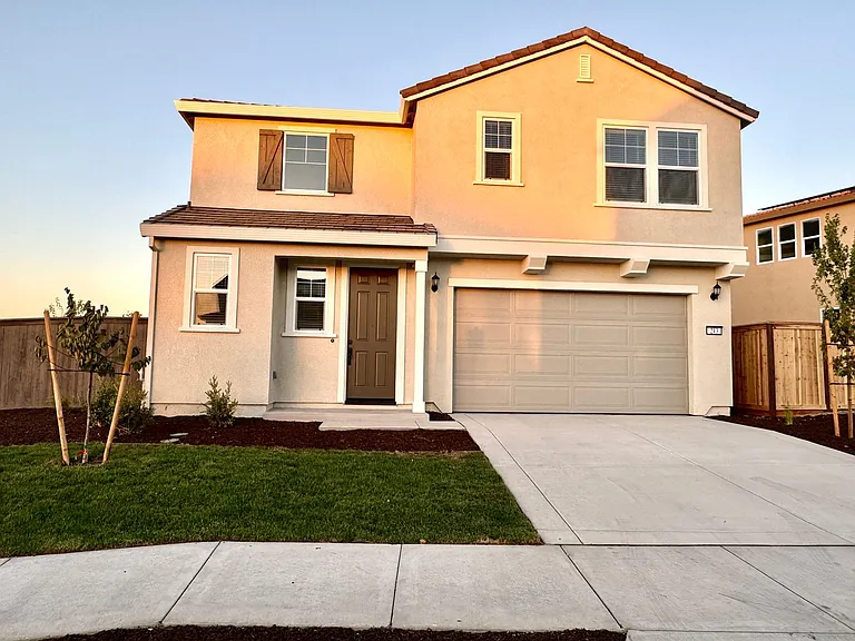 243 Dock Cir — Photo 3