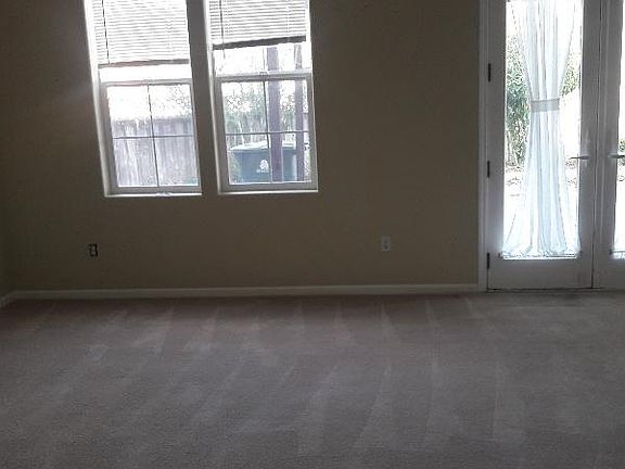4th image of 8053 Red Oak Ct