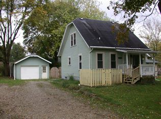 2229 Edgewood Dr, Kalamazoo, MI 49008