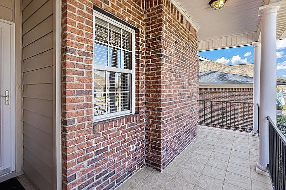 4th image of 6227 Laramie Cir