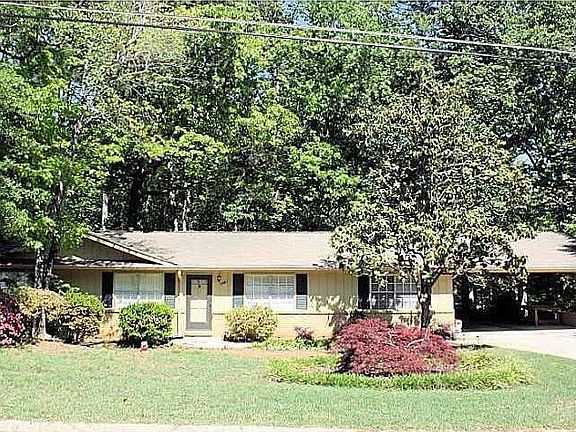 2nd image of 3861 Greenforest Pkwy