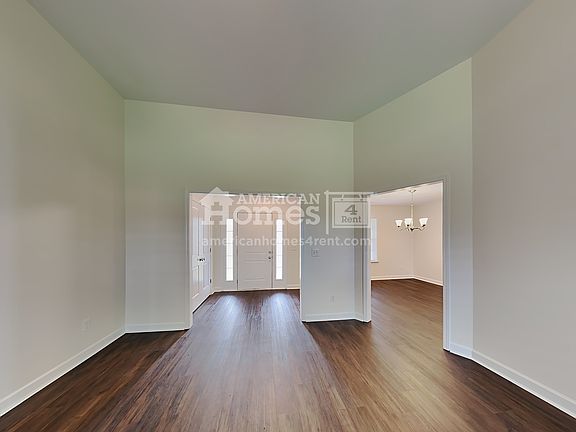 4th image of 2518 Auldridge Dr