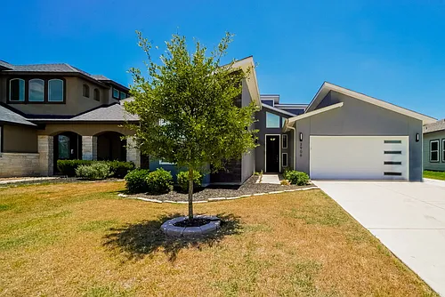 3906 Bogie Way Photo 1