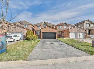 151 Rosanna Cres, Vaughan, ON L6A 3E4