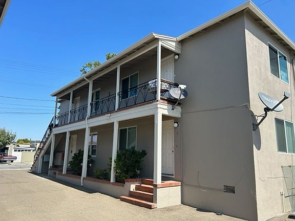 2nd image of 167 Capuchino Dr #1