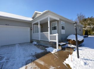 4027 Pelican Way, South Bend, IN 46628