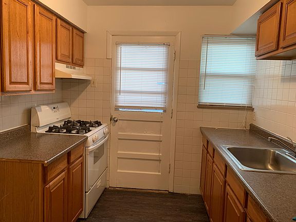 3rd image of 10786 Tropic Dr