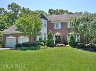 176 Stephens Ln, Mahwah, NJ 07430