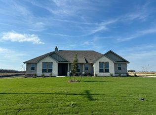 1200 County Road 200 Cir, Valley View, TX 76272