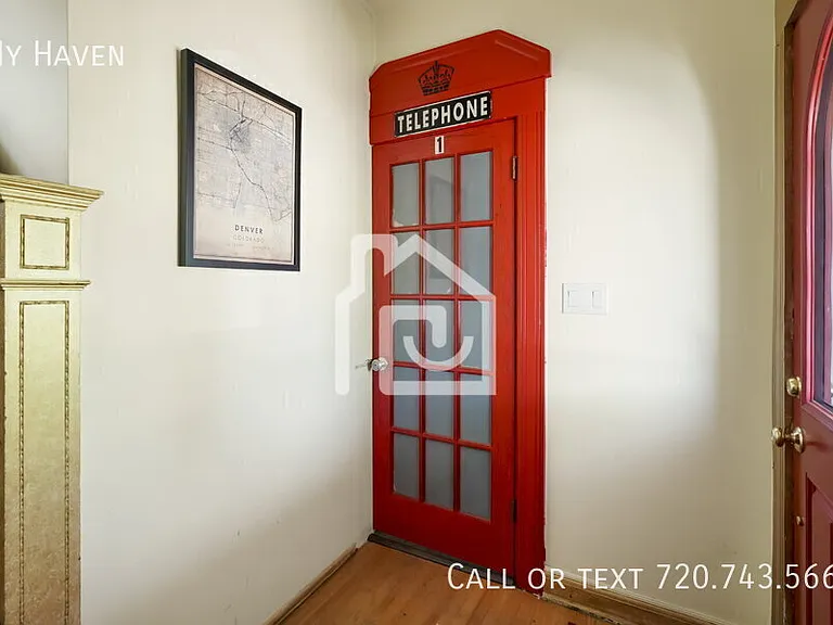 228 N Pearl St #1 — Photo 2