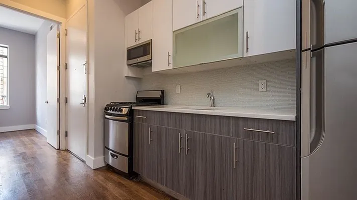 Rented by Nooklyn NYC LLC | media 28