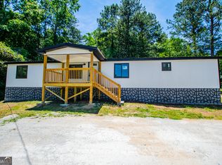 241 Garden Lake Dr, Carrollton, GA 30116