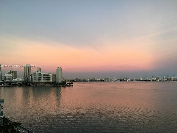 3rd image of 1408 Brickell Bay Dr APT 1210