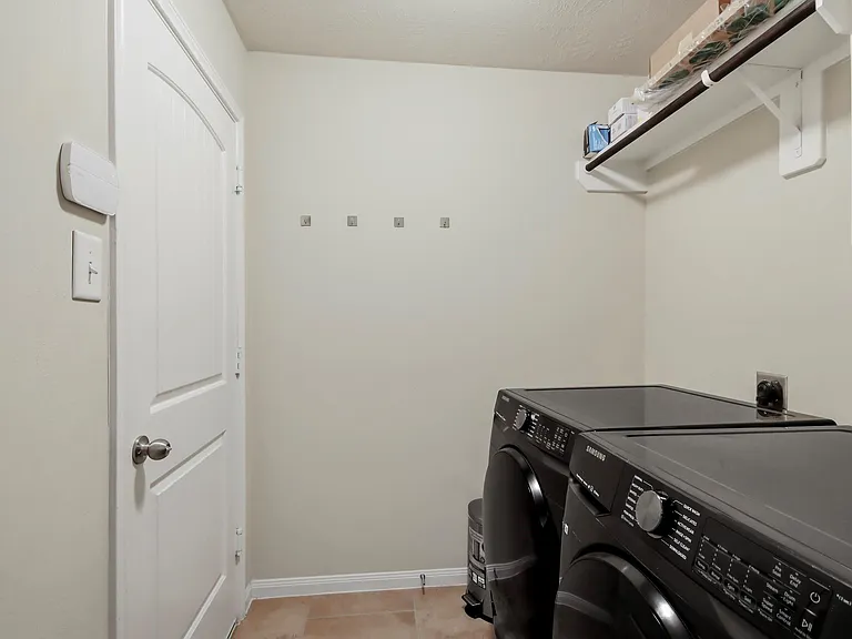 24142 Auburn Woods Ct — Photo 11
