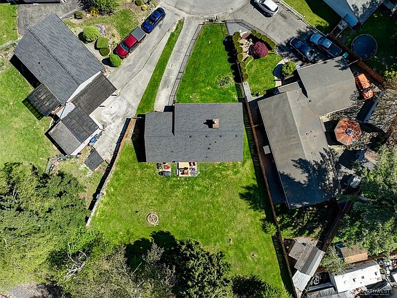 3rd image of 14614 54th Drive NE