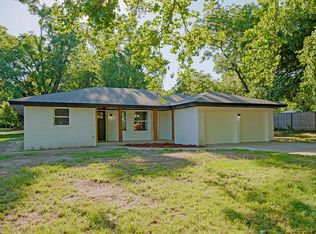 321 SW 2nd St, Perkins, OK 74059